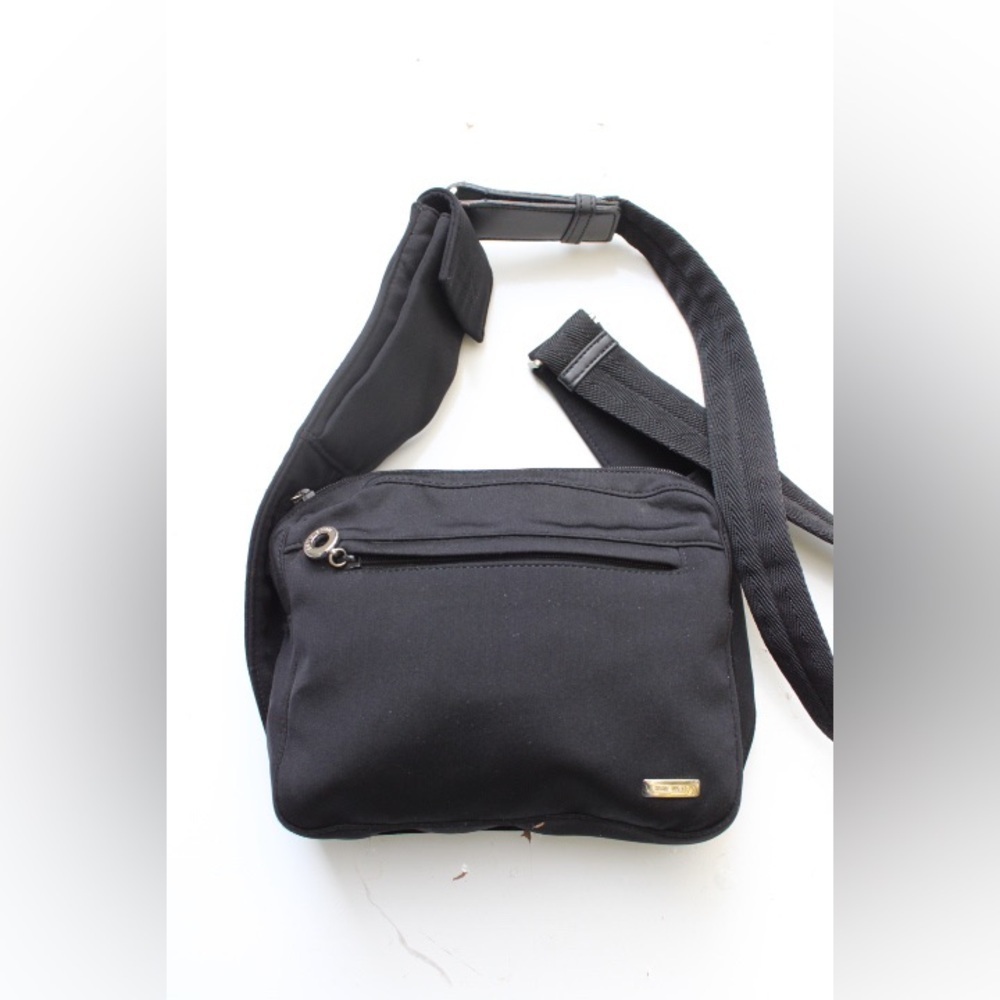 Nine West Y2K cross body bag